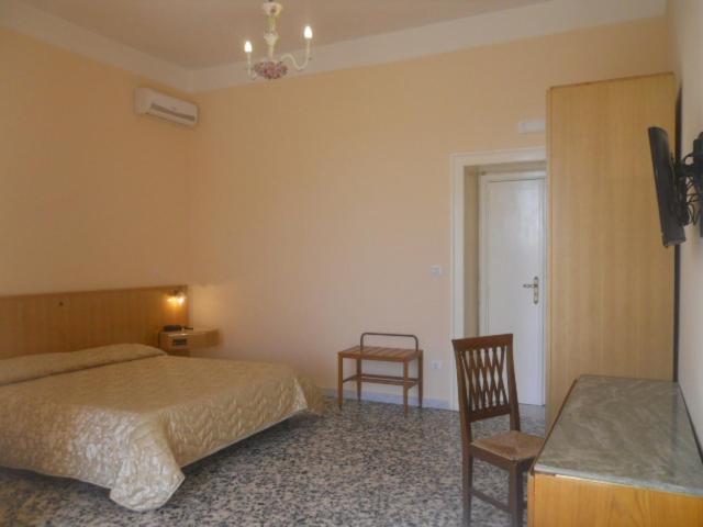 Albergo Santa Teresa Торре-дель-Греко Екстер'єр фото