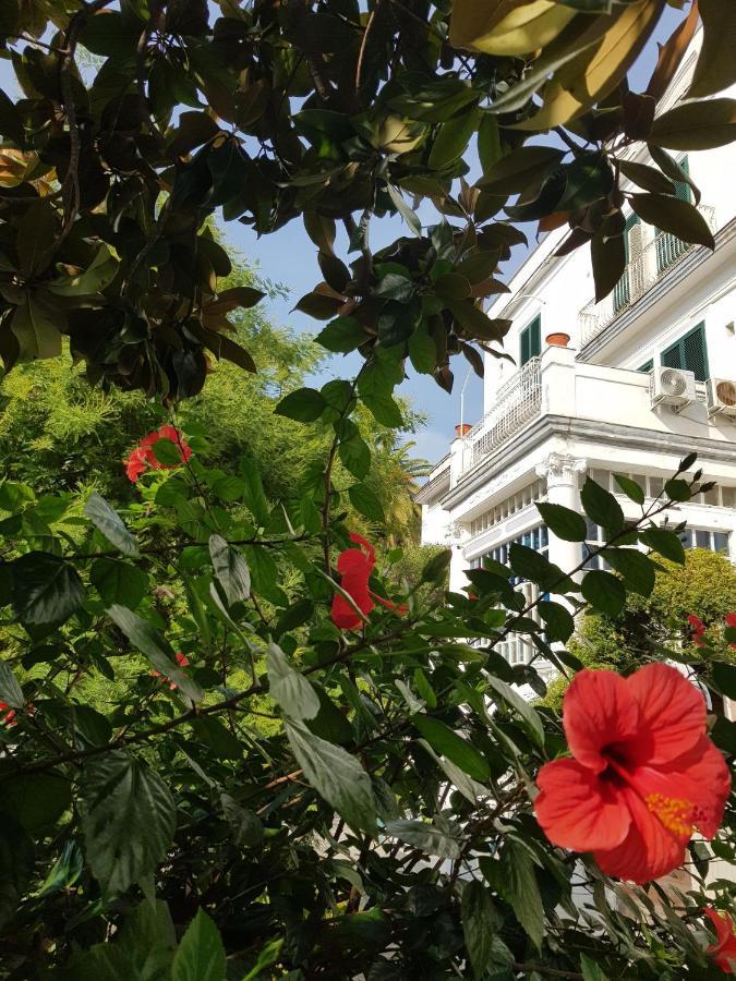 Albergo Santa Teresa Торре-дель-Греко Екстер'єр фото
